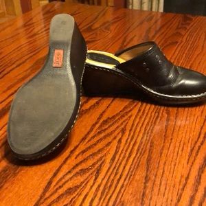 Born leather Mules, size 8
